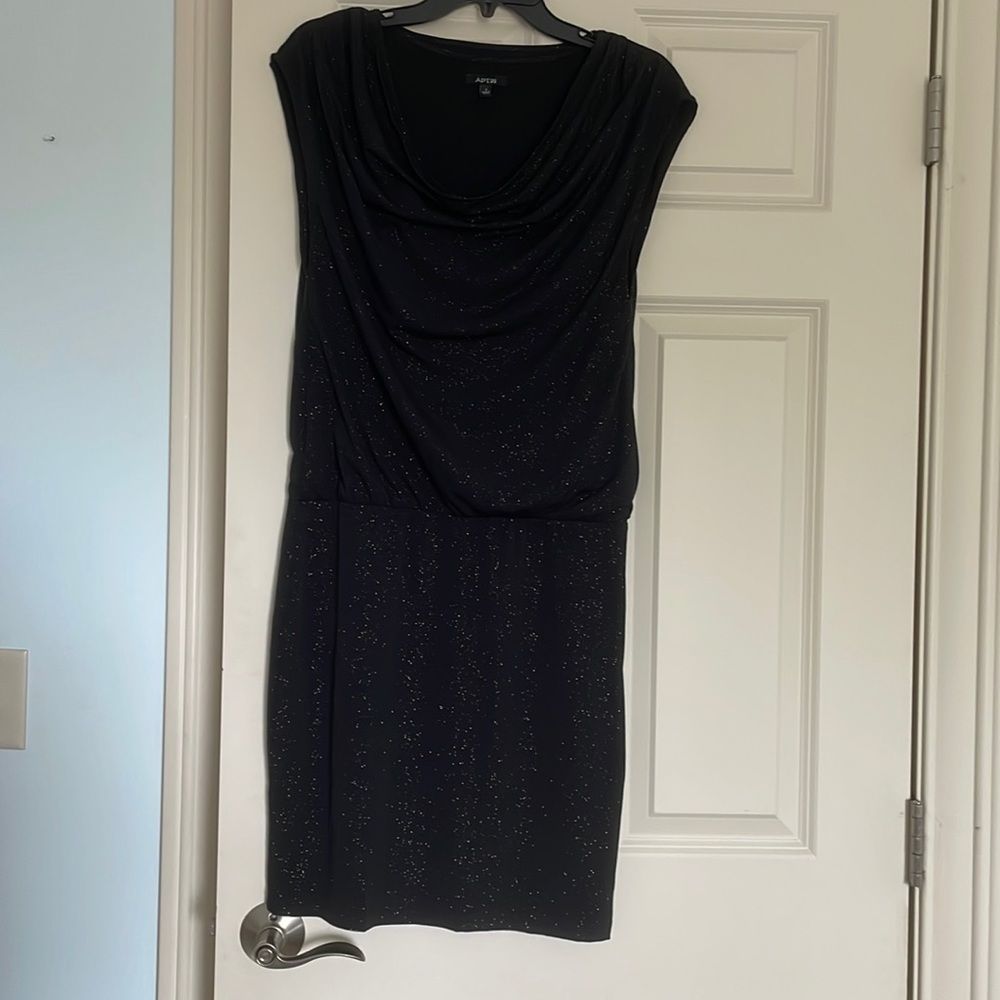 Black sparkle Apt9 dress. Drop waist, cap sleeves. Size S. Like new.